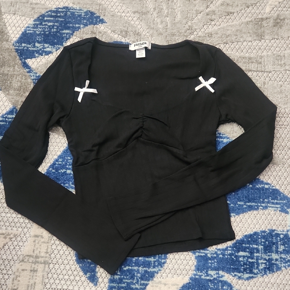 Nwt- Tilly's Juniors Medium Clothing Lot Tees/dress - Picture 4 of 7